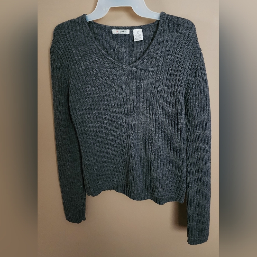 Red Paint Gray Ribbed Sweater